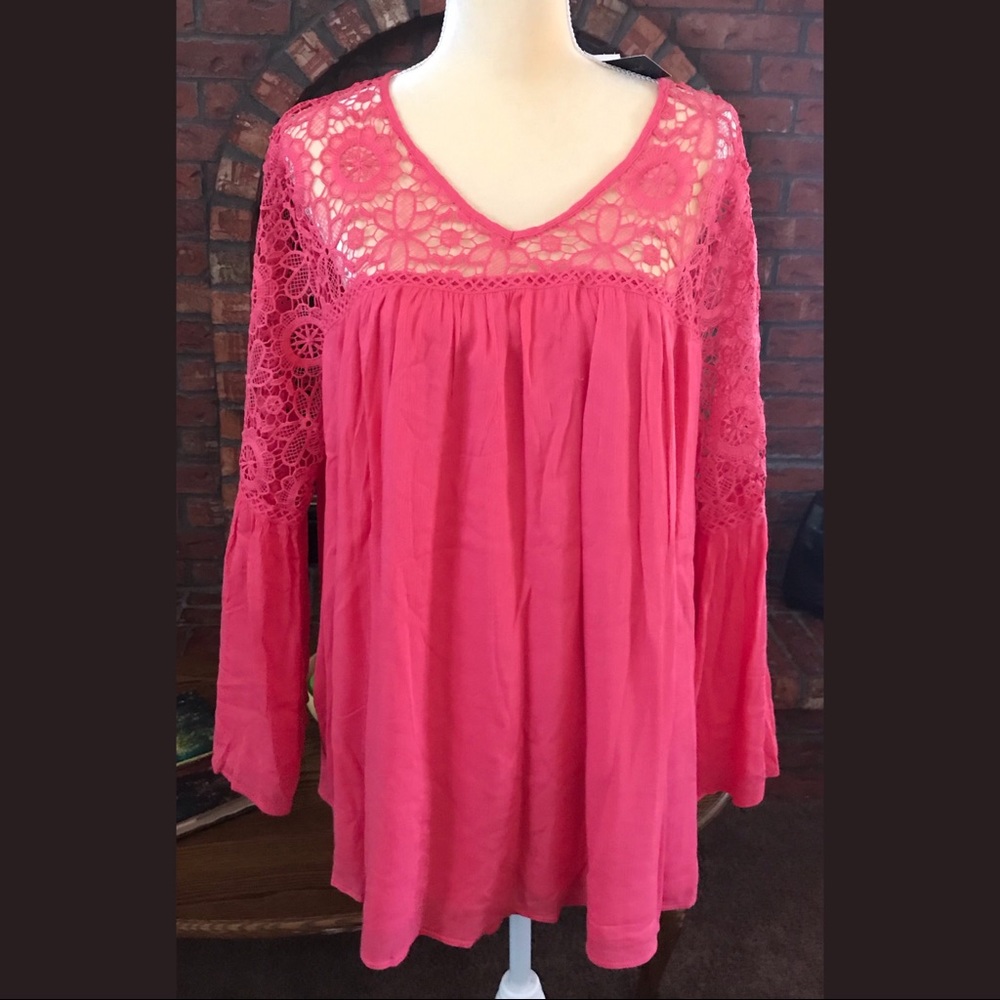 Lane Bryant Beautiful NWT blouse. Size 18/20